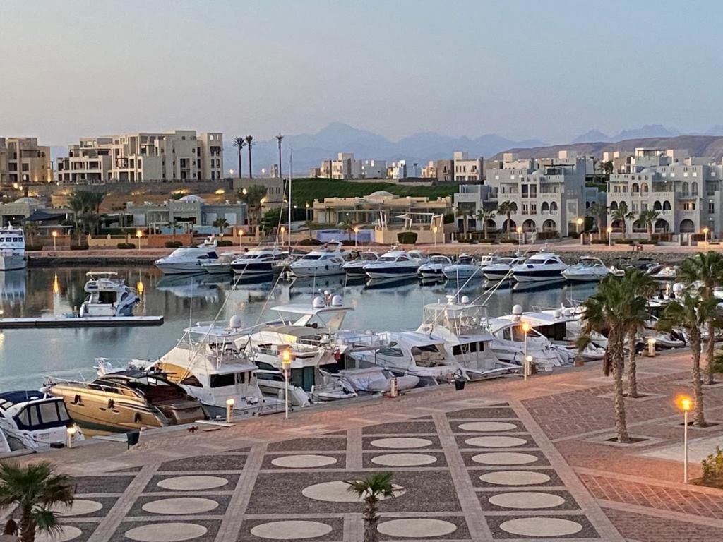 Heated Jacuzzi 2Br Apartment On Yacht View Hurghada Esterno foto