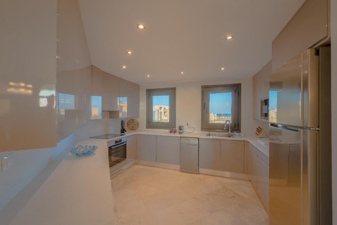 Heated Jacuzzi 2Br Apartment On Yacht View Hurghada Esterno foto