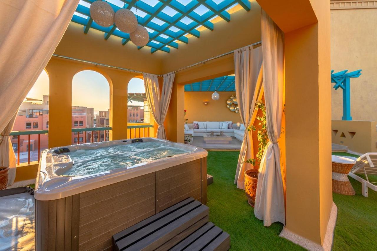 Heated Jacuzzi 2Br Apartment On Yacht View Hurghada Esterno foto